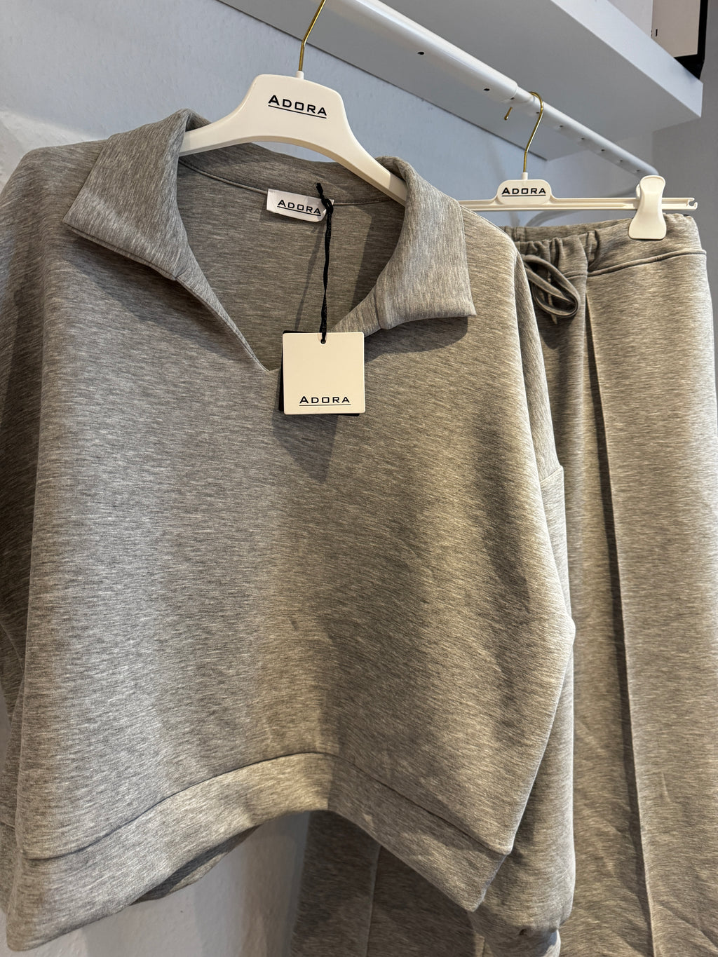 Oversized Sweatshirt mit Polokragen